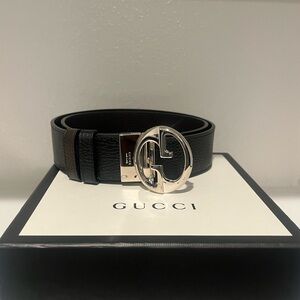 Brand New Reversible Gucci Black & Brown Leather Belt with interlocking G buckle